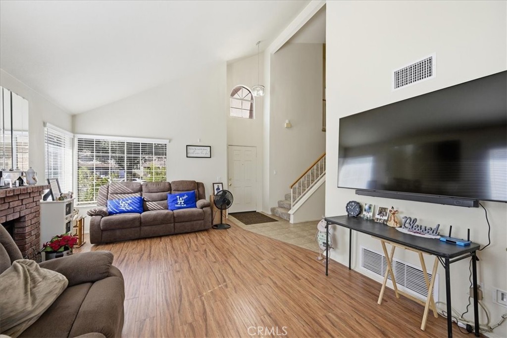 9820 Sycamore Canyon Road Moreno Valley, CA 92557 - Photo 8 of 31