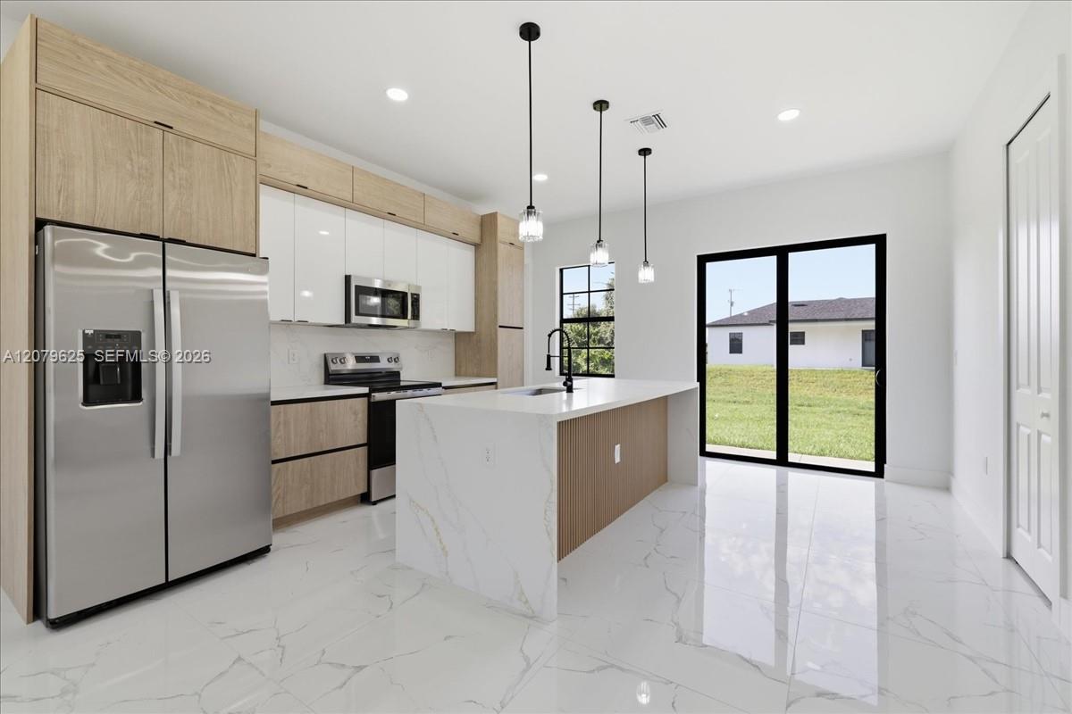 758 Long Distance Lane Lehigh Acres, FL 33974 - Photo 12 of 39 Gallery Image 12