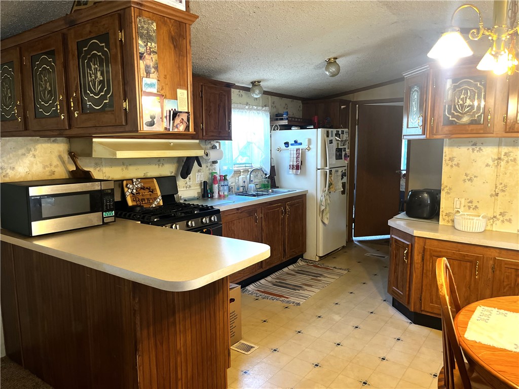 6374 Lambert Street Victor, NY 14564 - Photo 16 of 36