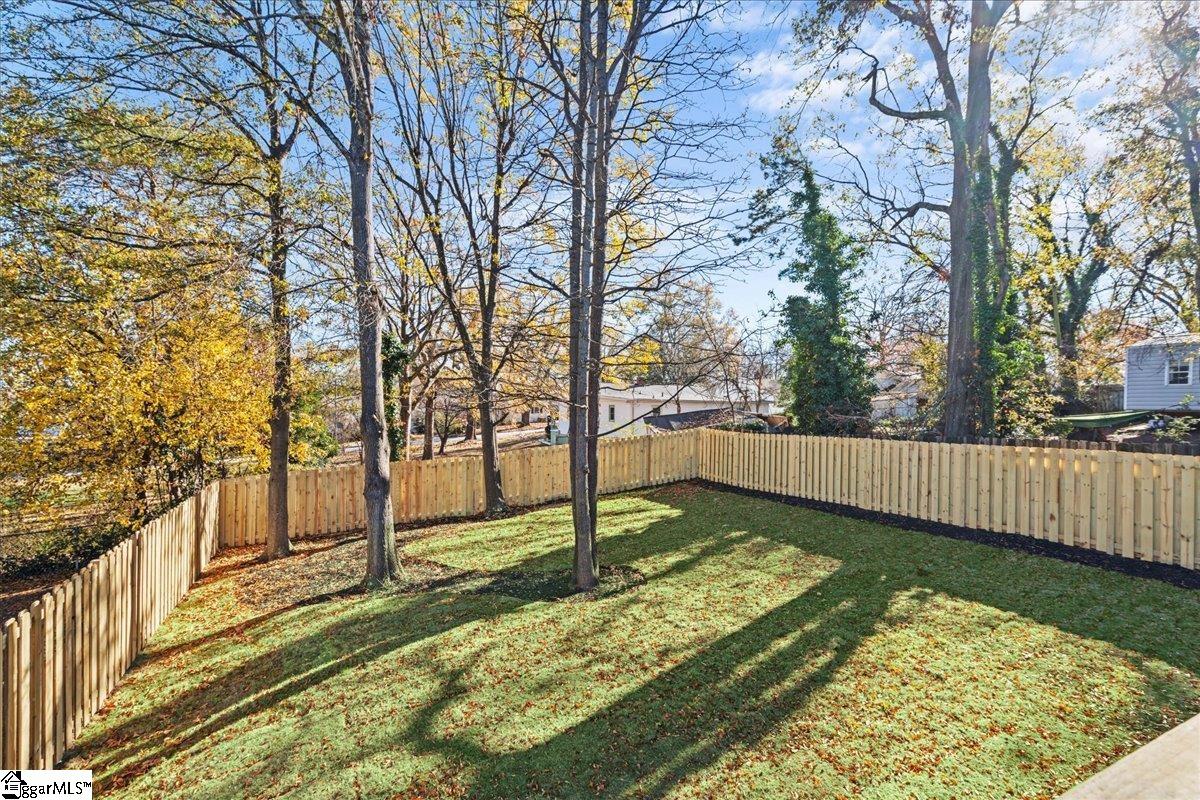 208 Forest Street Greer, SC 29650 - Photo 26 of 31