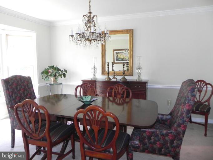6927 Diana Road Baltimore, MD 21209 - Photo 2 of 26 Dining Room