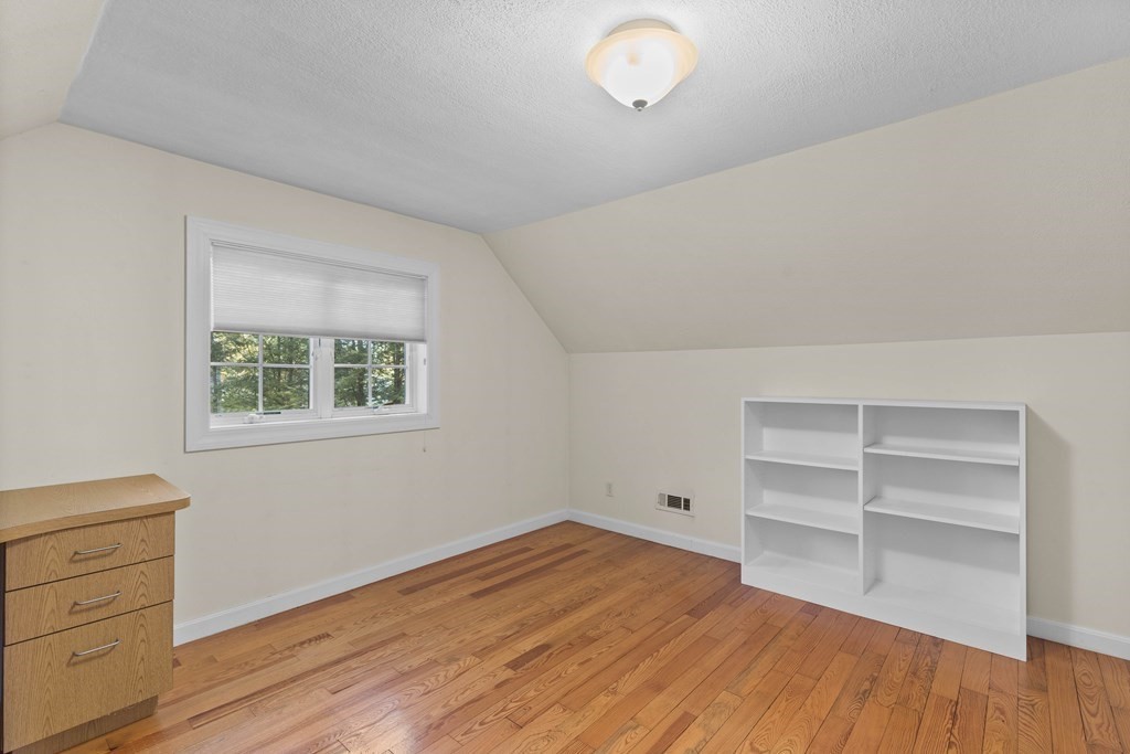 20 Fairmeadow Road Wilmington, MA 01887 - Photo 17 of 30 Gallery Image 17