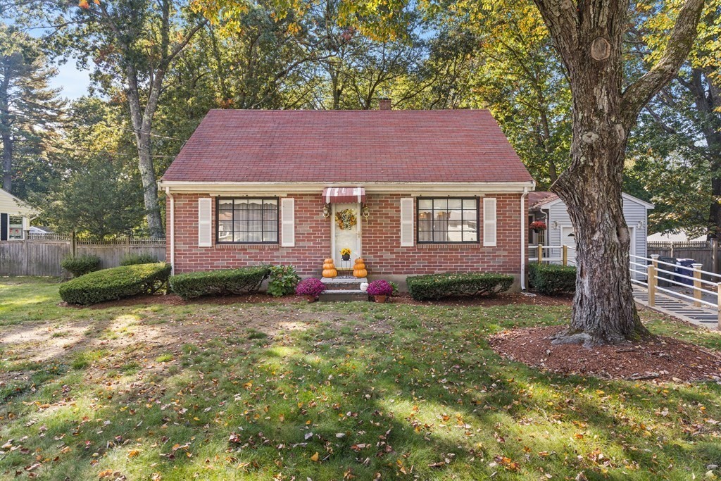 20 Fairmeadow Road Wilmington, MA 01887 - Photo 2 of 30 Gallery Image 2