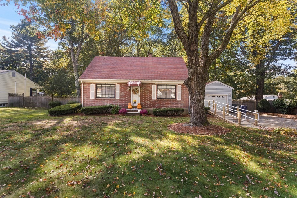 20 Fairmeadow Road Wilmington, MA 01887 - Photo 3 of 30 Gallery Image 3