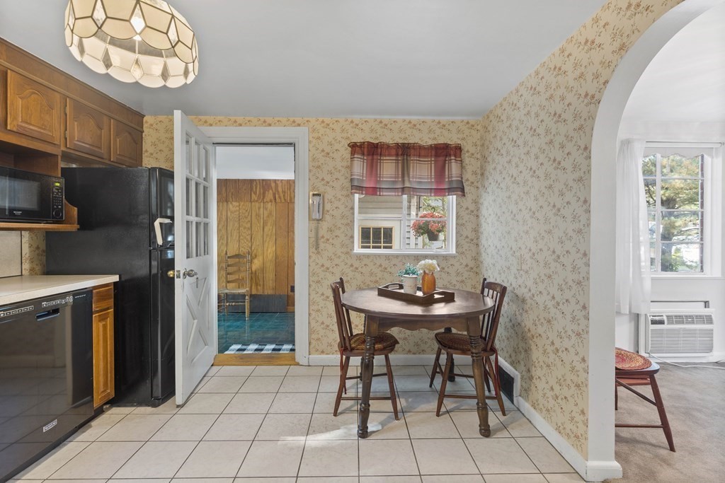 20 Fairmeadow Road Wilmington, MA 01887 - Photo 8 of 30 Gallery Image 8