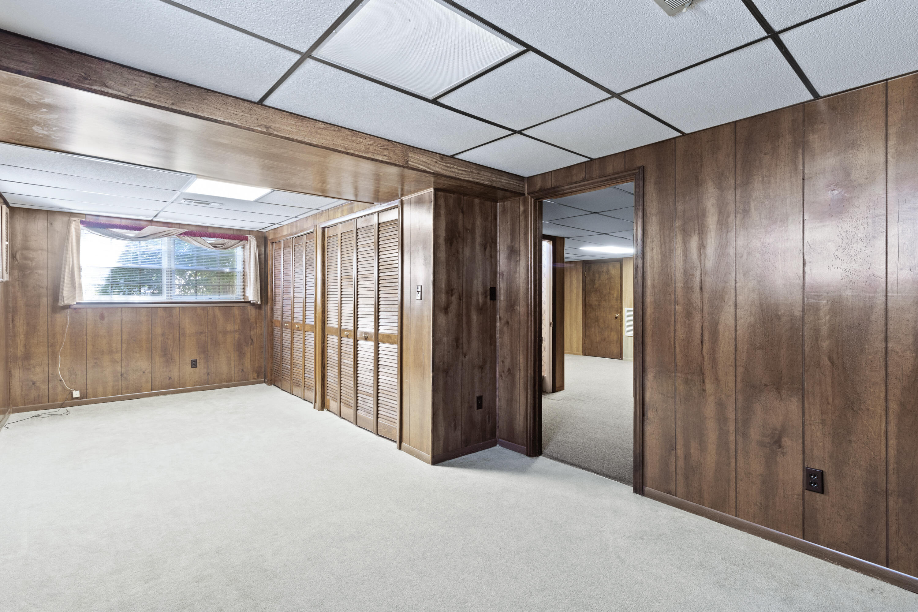 8911 Drake Parkway Road Chattanooga, TN 37416 - Photo 32 of 48 Lower level flex space #2