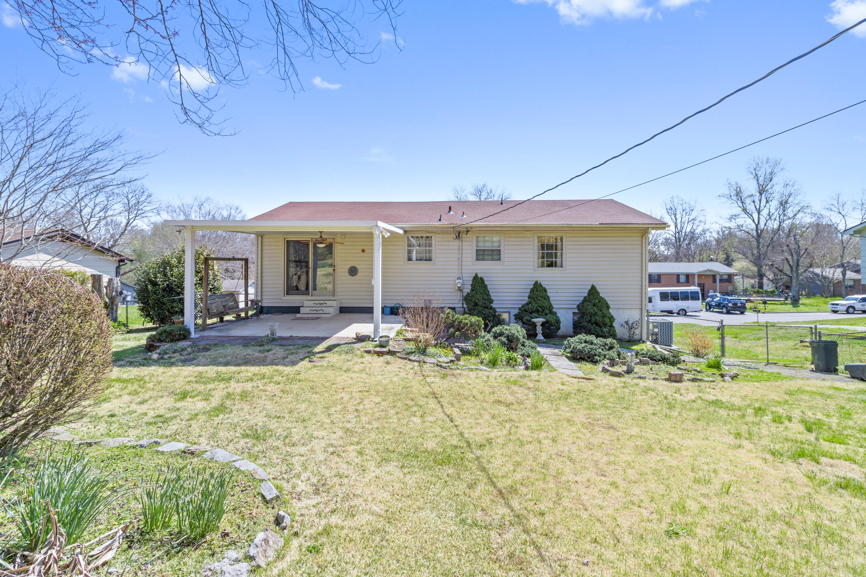 8911 Drake Parkway Road Chattanooga, TN 37416 - Photo 36 of 48 A true garden spot