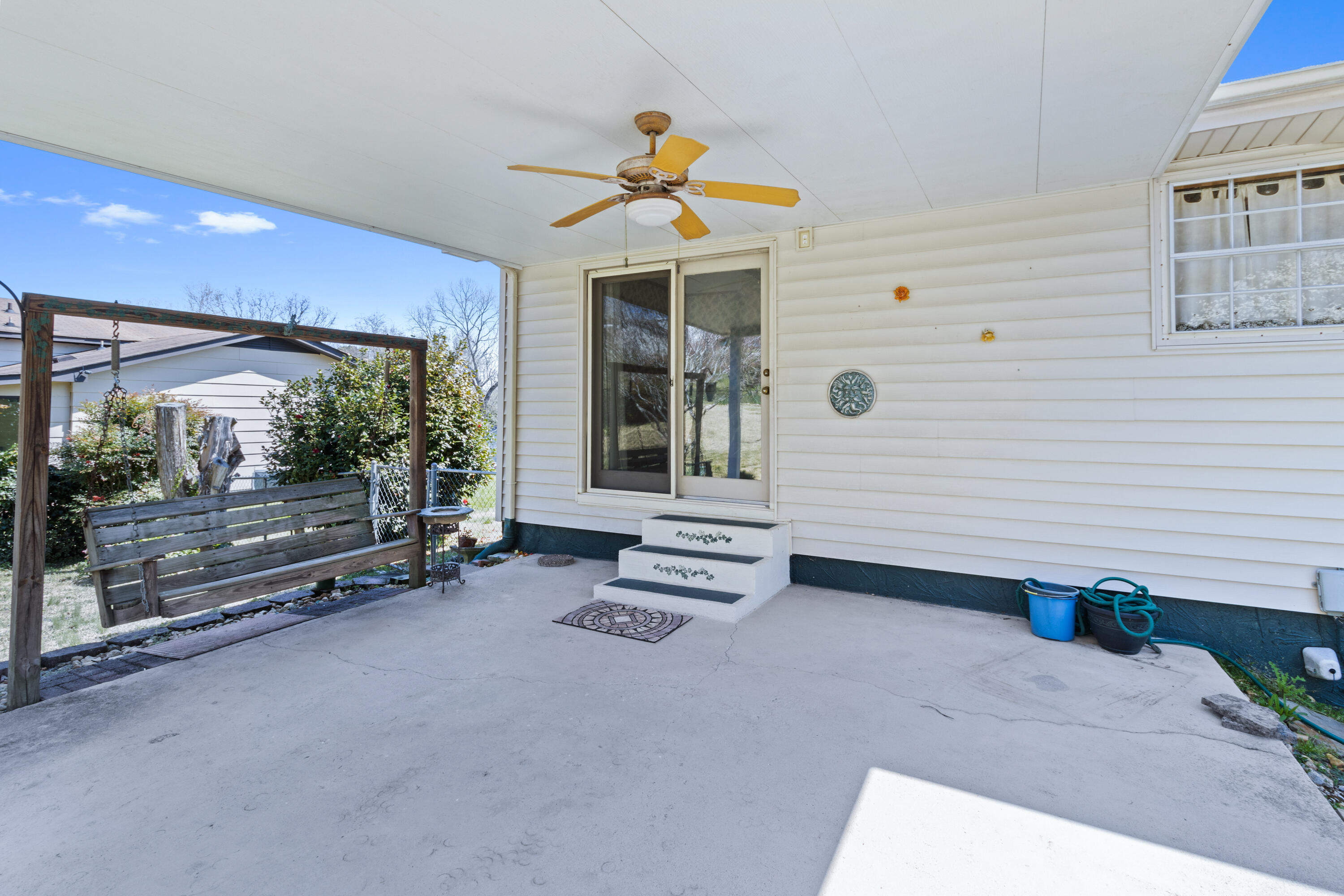 8911 Drake Parkway Road Chattanooga, TN 37416 - Photo 47 of 48 Patio waiting for the grilling season