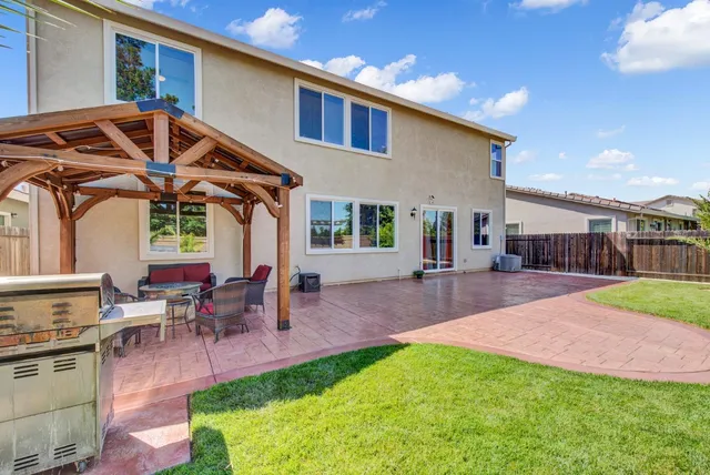 $655,000 | 17099 Campos Drive, Esparto, CA 95627