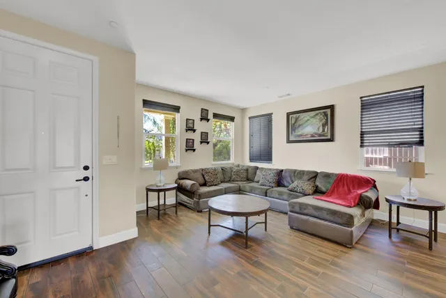 $655,000 | 17099 Campos Drive, Esparto, CA 95627