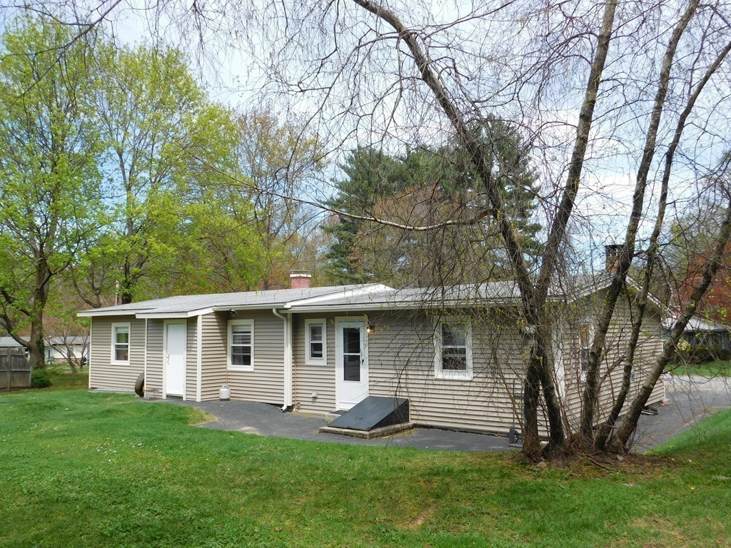 28 Fernbrook Road Northborough, MA 01532 - Photo 2 of 22 Gallery Image 2