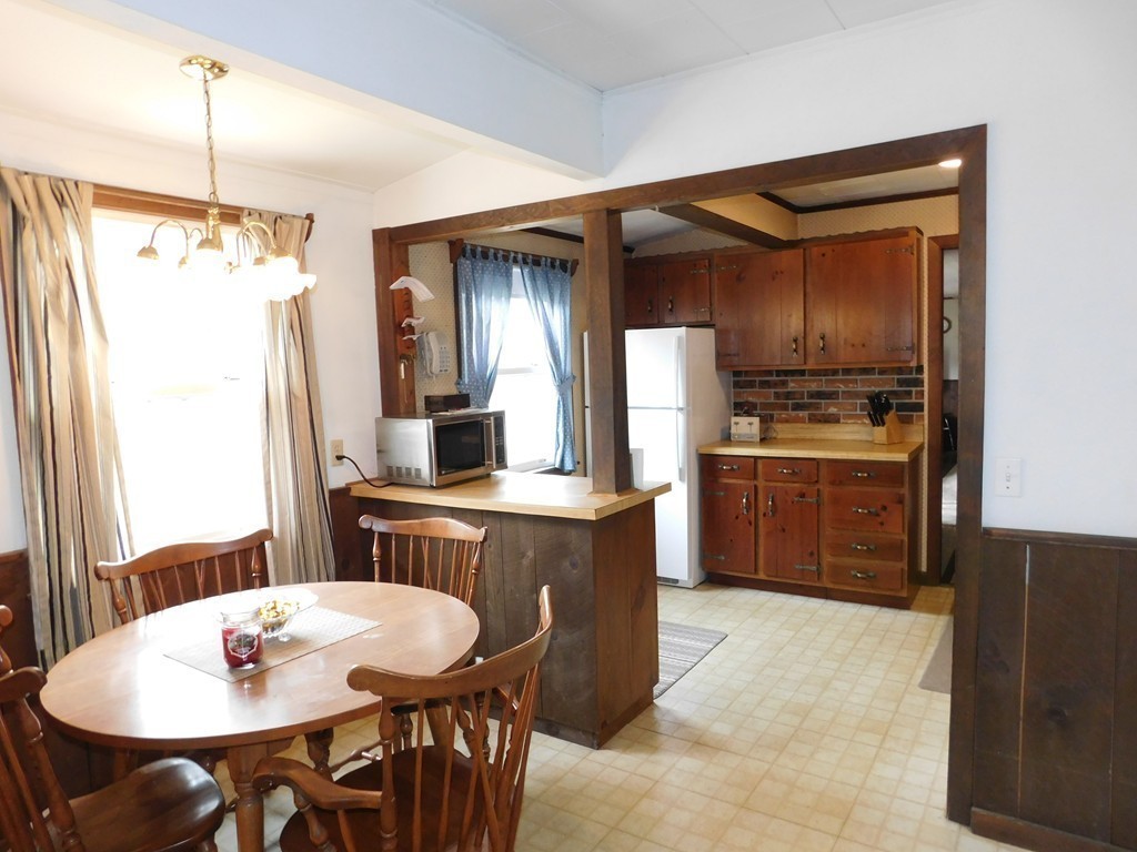 28 Fernbrook Road Northborough, MA 01532 - Photo 8 of 22 Gallery Image 8