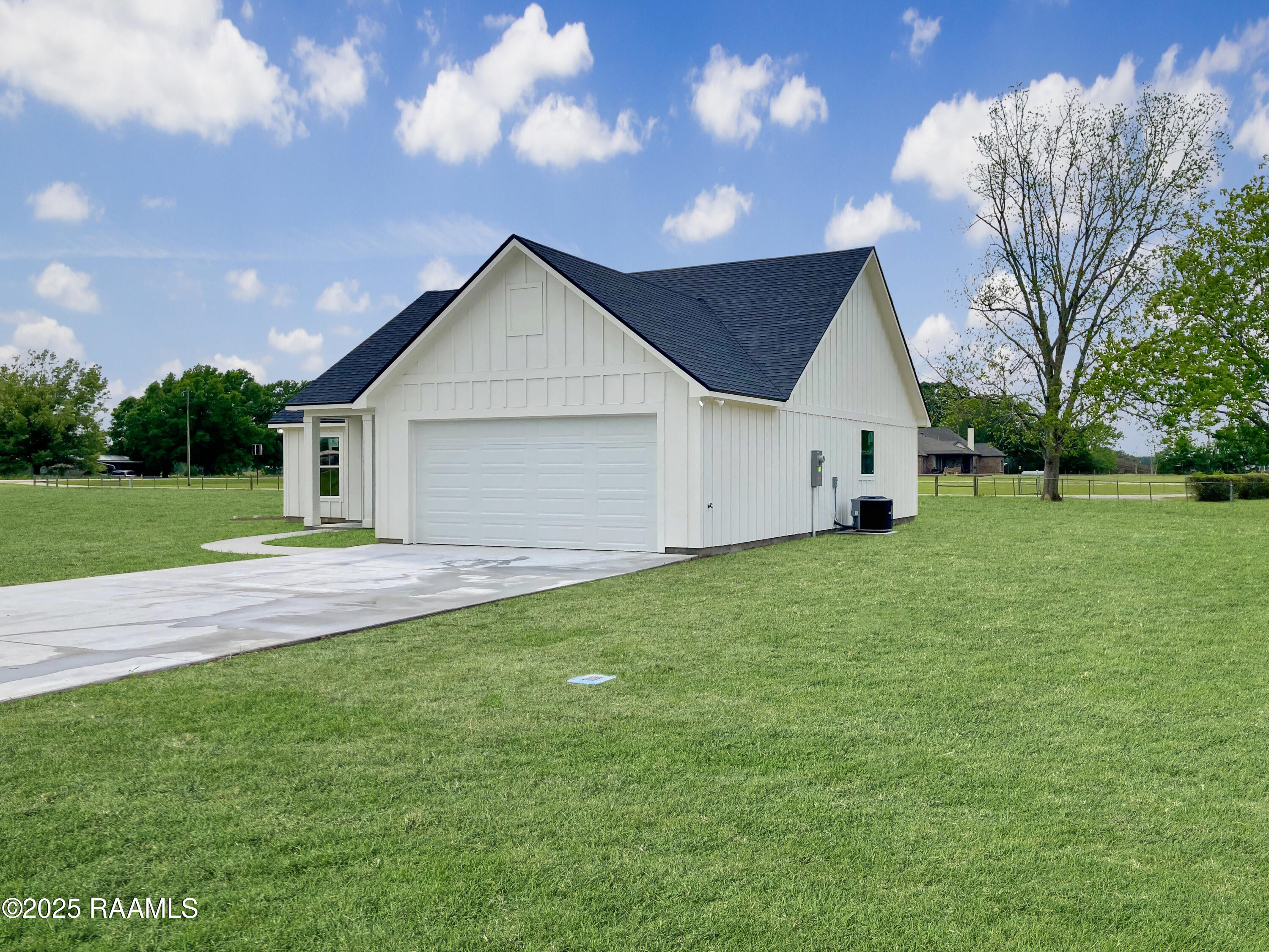 127 Guard Rd - Pic 3
