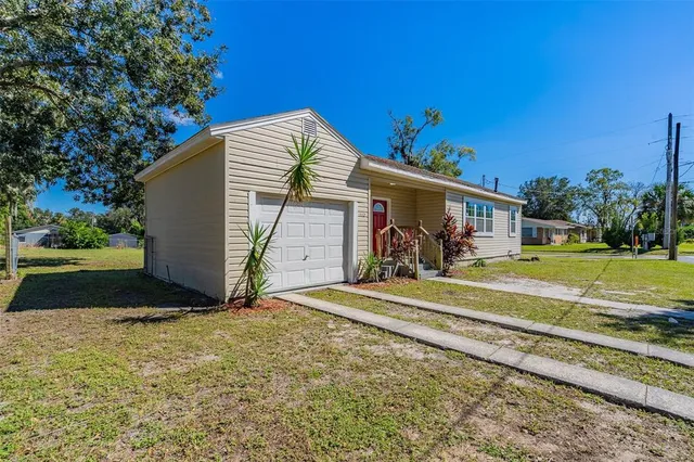 $240,000 | 112 South Moss Street, Leesburg, FL 34748