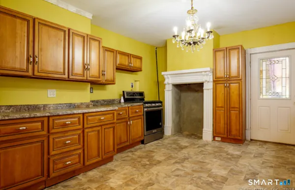 $400,000 | 30 Main Street, Plainfield, CT 06332