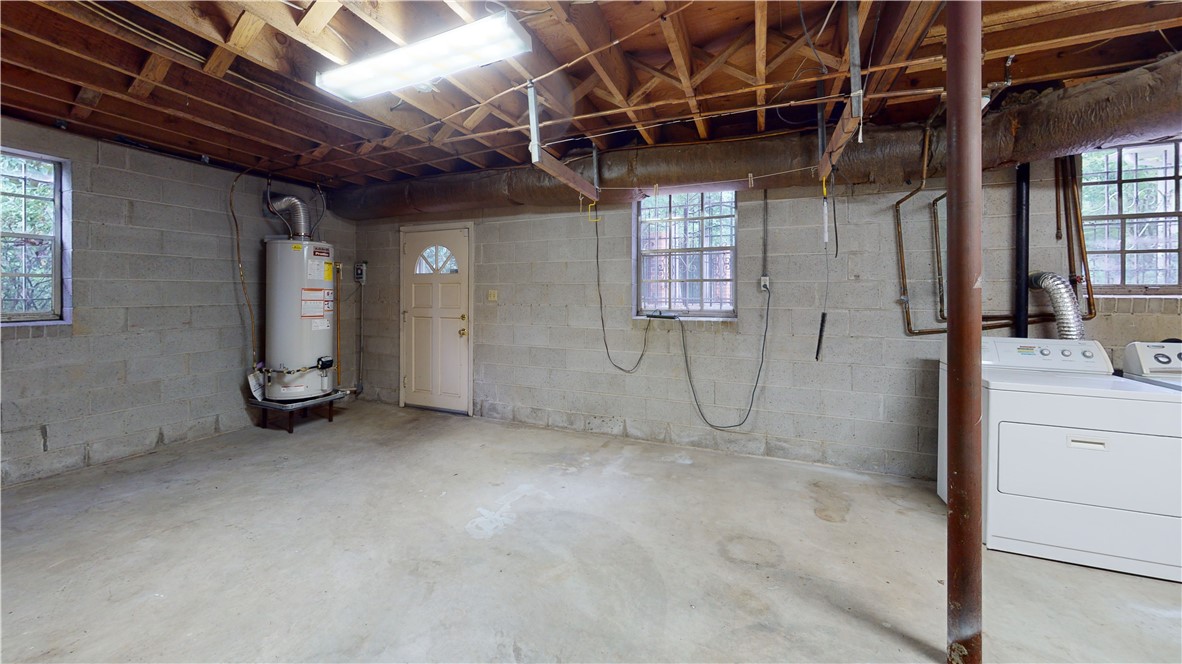 1 Rollingreen Road Greenville, SC 29615 - Photo 27 of 42 Gallery Image 27