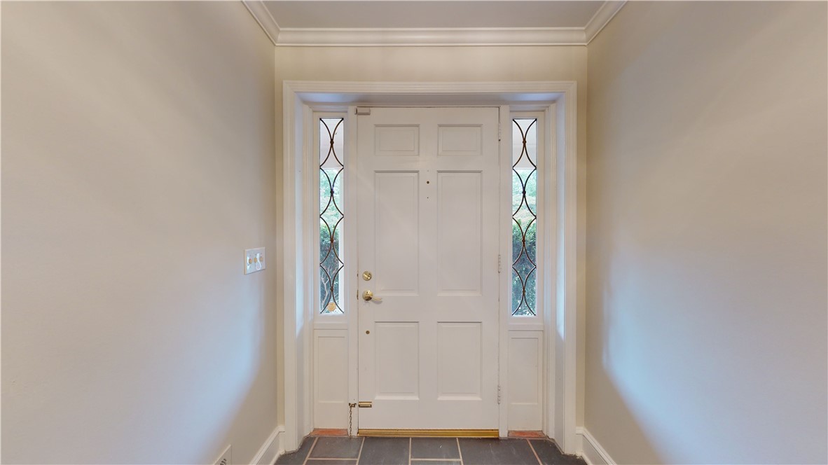 1 Rollingreen Road Greenville, SC 29615 - Photo 5 of 42 Gallery Image 5