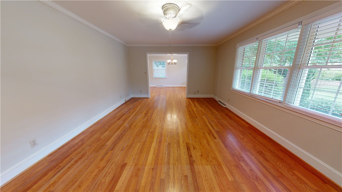 1 Rollingreen Road Greenville, SC 29615 - Photo 7 of 42 Gallery Image 7