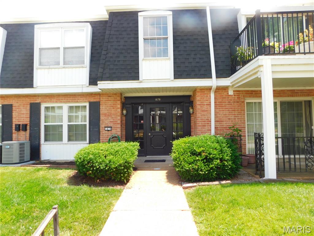1678 Blue Ridge Drive, Unit F St. Louis, MO 63125 - Photo 2 of 23
