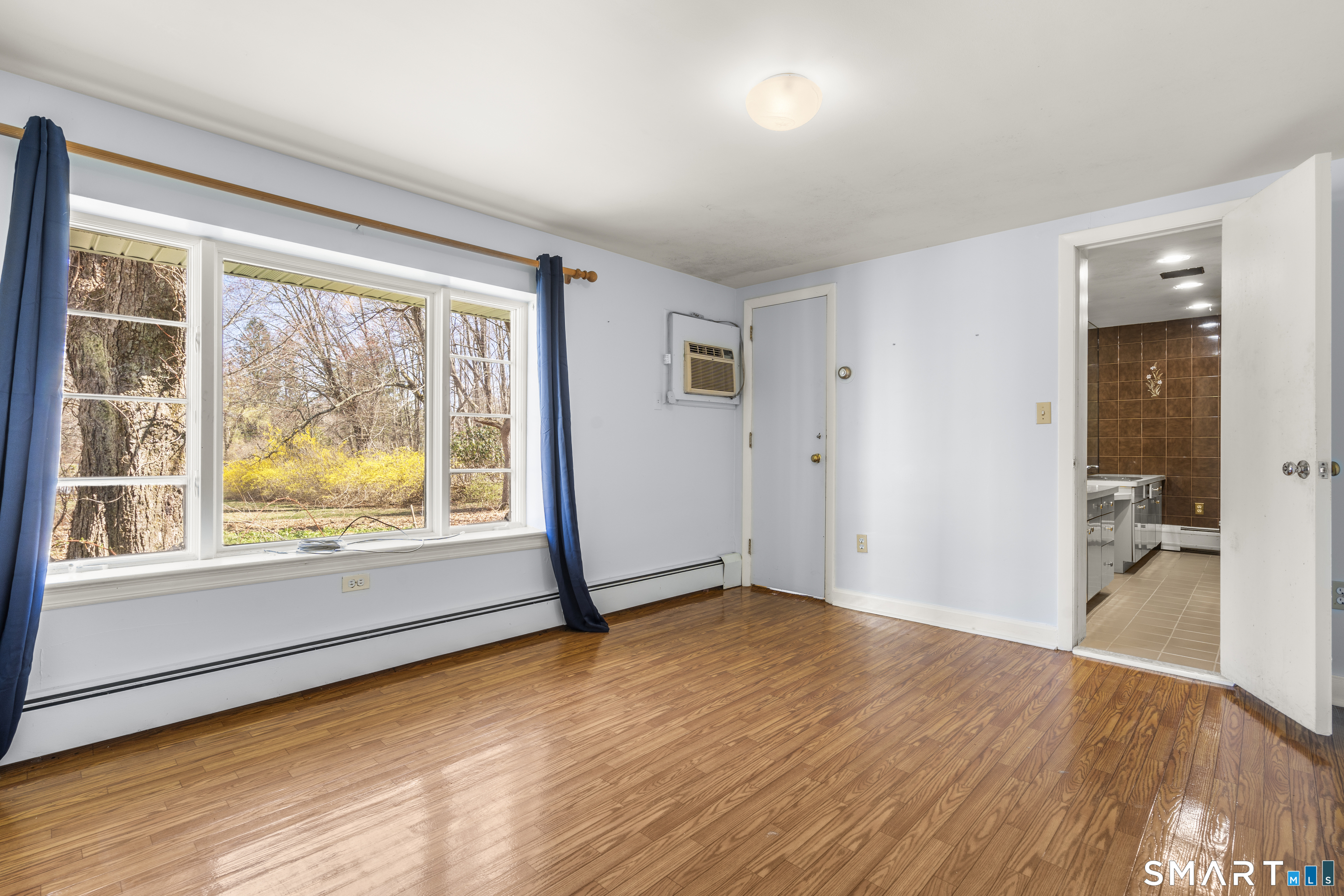 835 Monroe Turnpike Monroe, CT 06468 - Photo 23 of 39