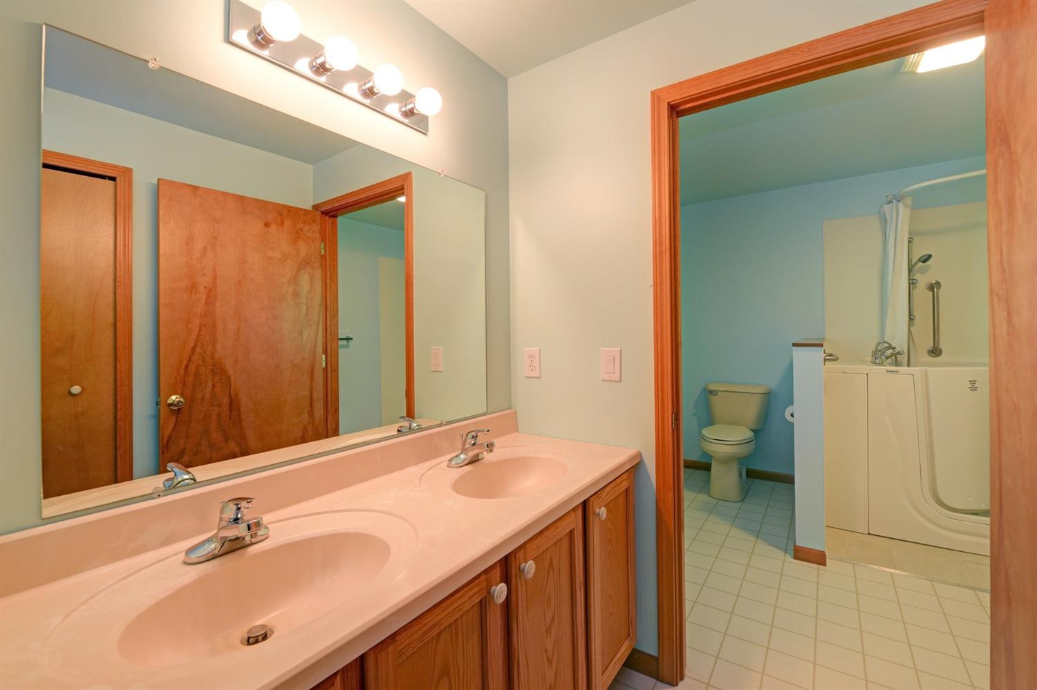 14356 McKinley Road Chelsea, MI 48118 - Photo 13 of 35 Photo 13