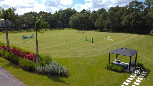 $5,300,000 | Loxahatchee Groves, Loxahatchee, FL 33470