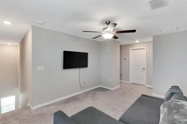 $2,700 | 3107 Oyster Cv Street, Wimauma, FL 33598