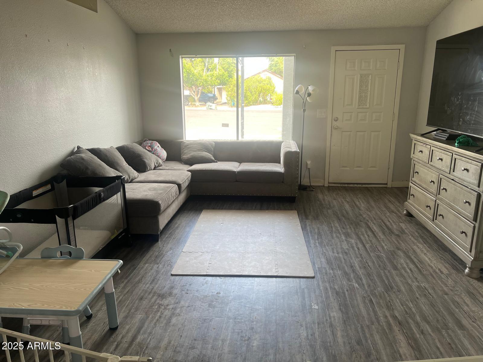 6901 West Monterey Way Phoenix, AZ 85033 - Photo 5 of 5 5