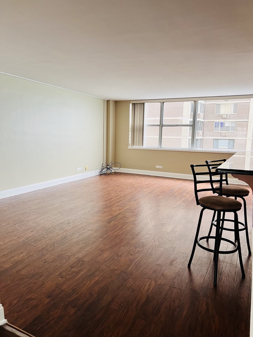 6301 North Sheridan Road, Unit 7O Chicago, IL 60660 - Photo 13 of 43