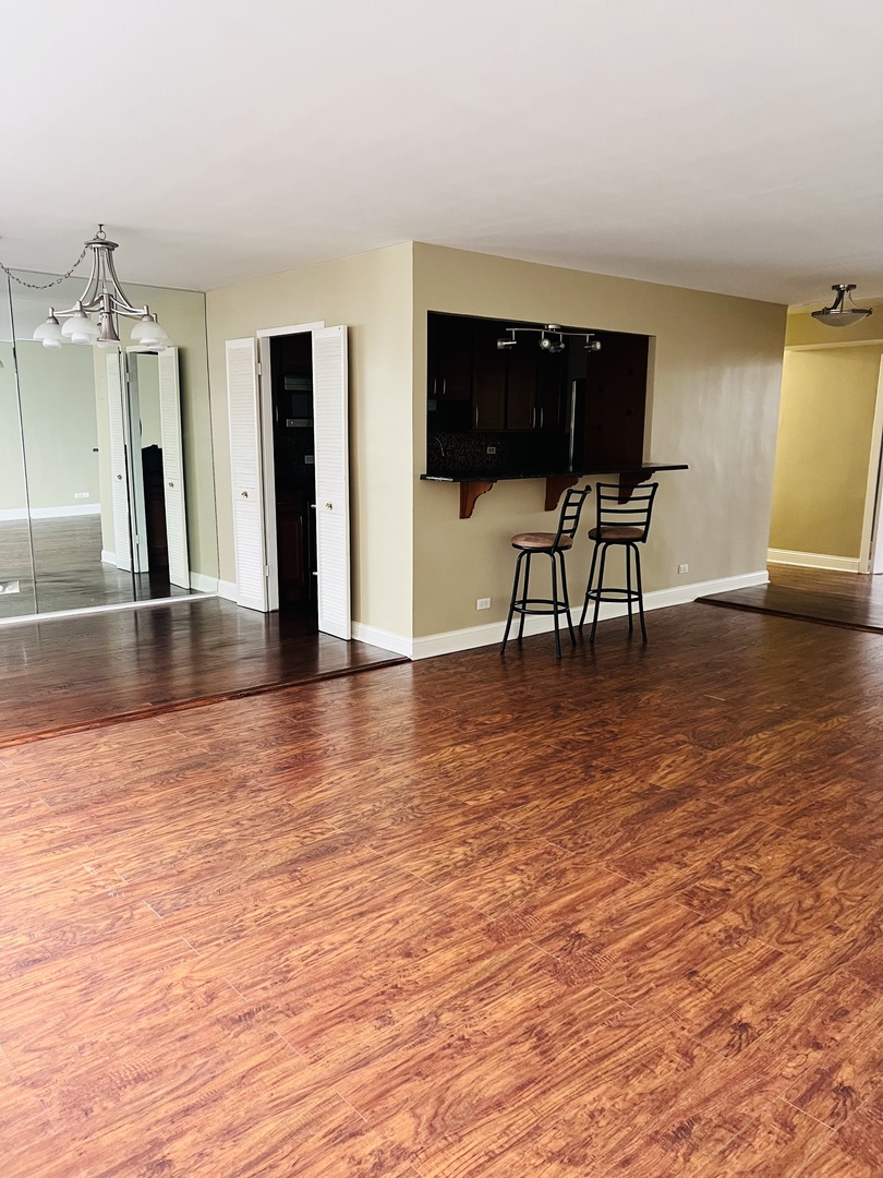 6301 North Sheridan Road, Unit 7O Chicago, IL 60660 - Photo 15 of 43