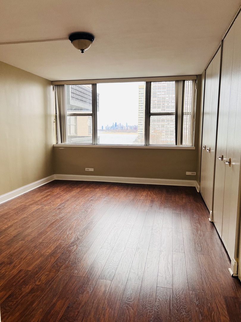 6301 North Sheridan Road, Unit 7O Chicago, IL 60660 - Photo 20 of 43