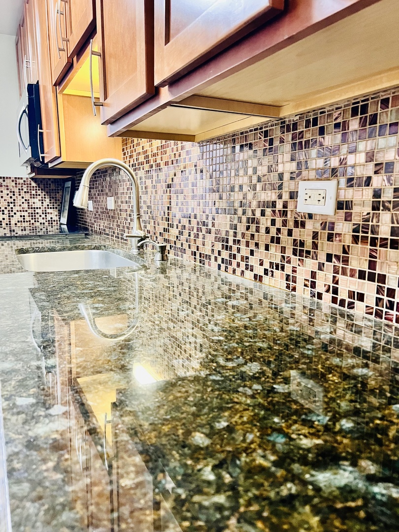 6301 North Sheridan Road, Unit 7O Chicago, IL 60660 - Photo 10 of 43