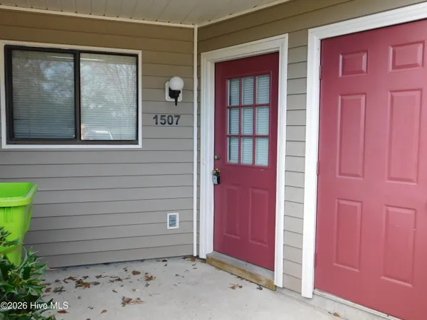 $1,150 | 1507 College Way, New Bern, NC 28562