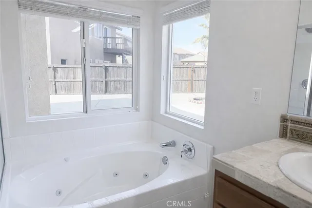 $2,799 | 12662 Fair Glen Lane, Victorville, CA 92392