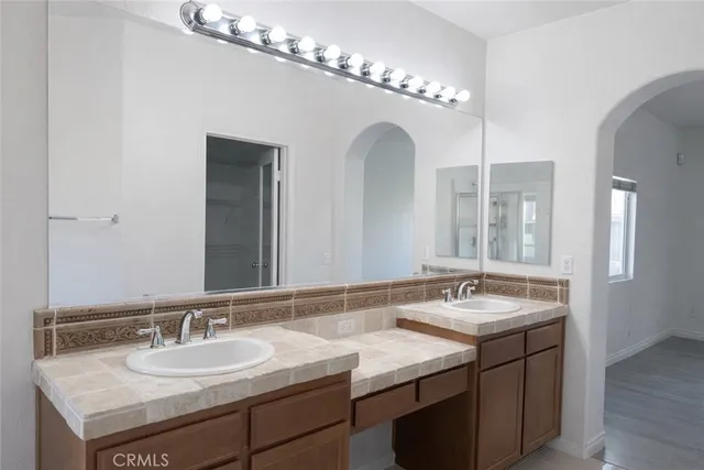 $2,799 | 12662 Fair Glen Lane, Victorville, CA 92392