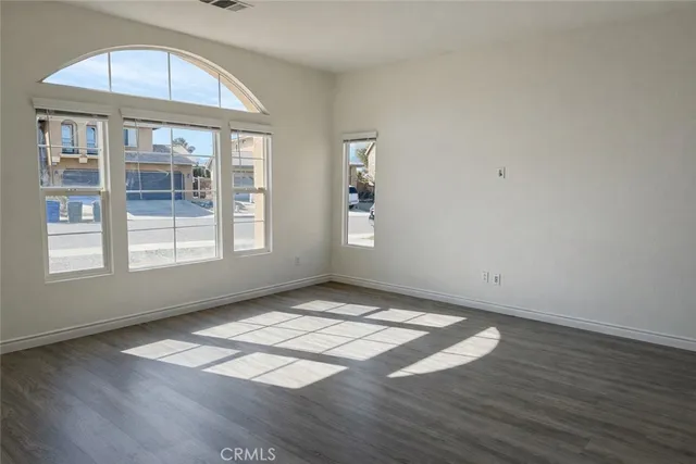 $2,799 | 12662 Fair Glen Lane, Victorville, CA 92392