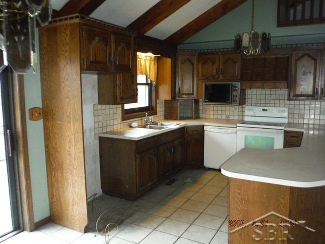 4430 Fraser Road Bay City, MI 48706 - Photo 14 of 24 31343841-13.JPG