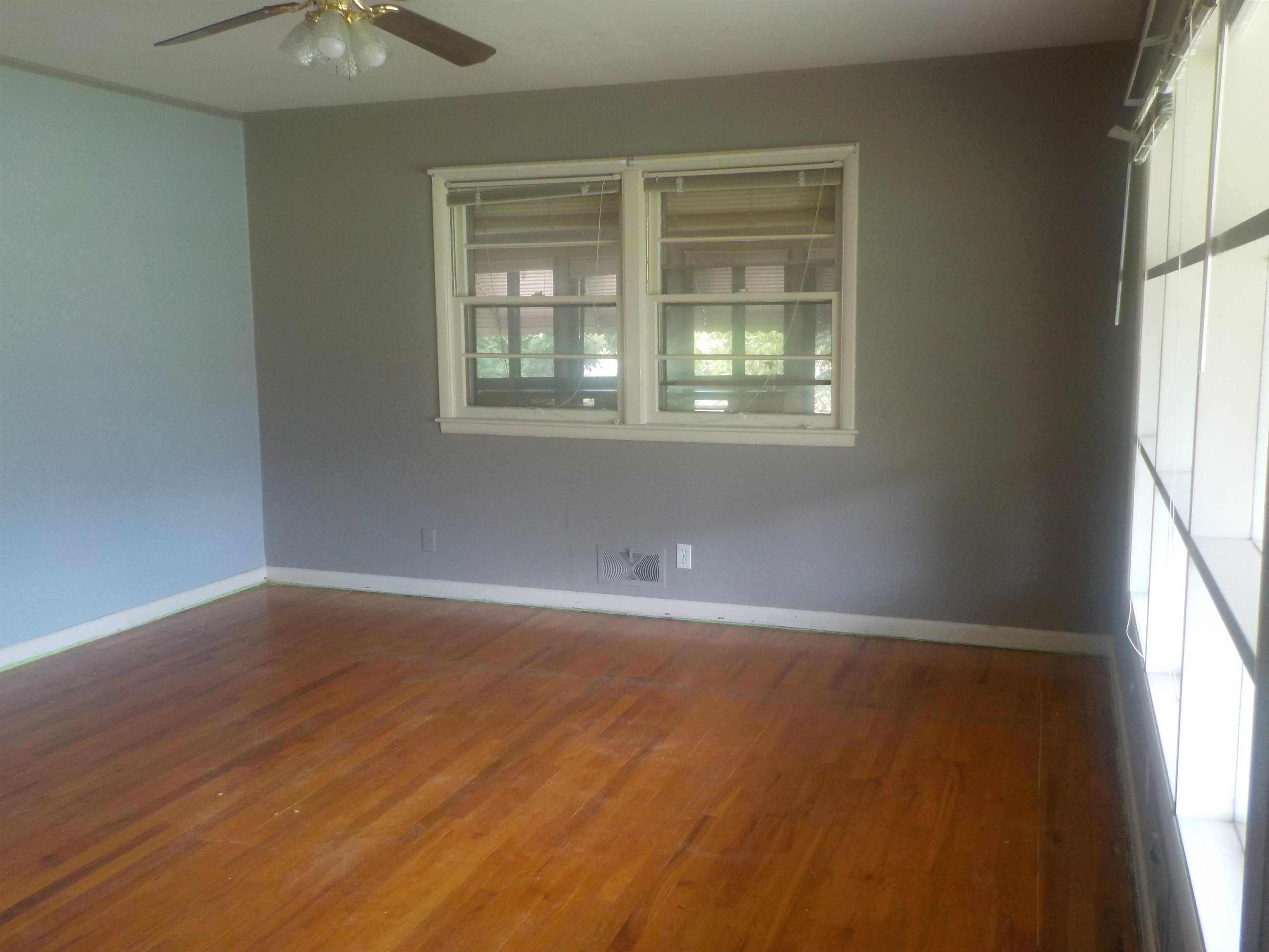205 East O'neal Street Gaffney, SC 29340 - Photo 4 of 21 Gallery Image 4