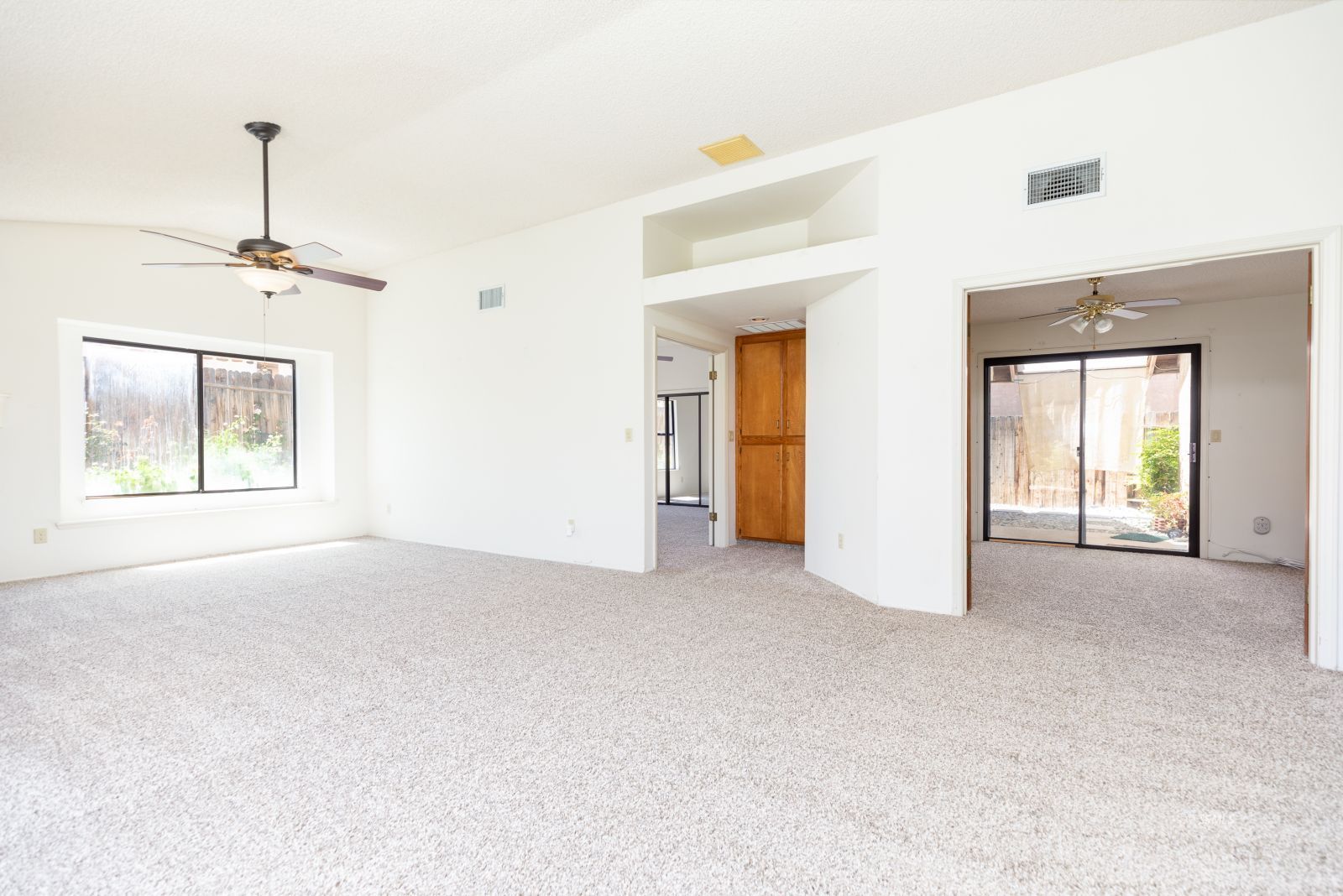 227 West Sequoia Place Ridgecrest, CA 93555 - Photo 9 of 30