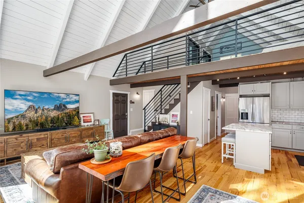 $750,000 | 9909 353rd Drive Northeast, Granite Falls, WA 98252