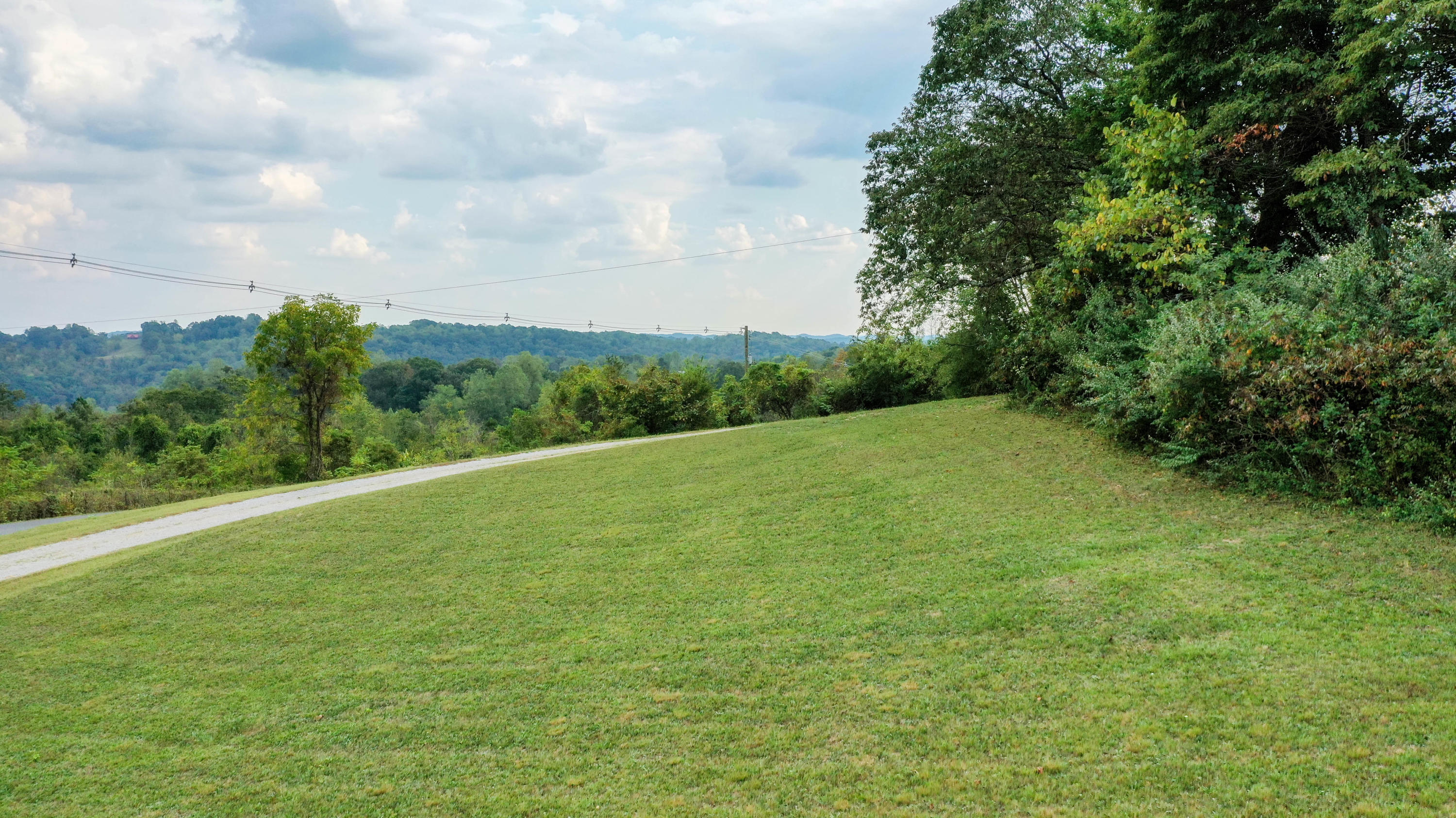359-363 Offutt Spur Road Rocky Top, TN 37769 - Photo 3 of 22 DJI_0968