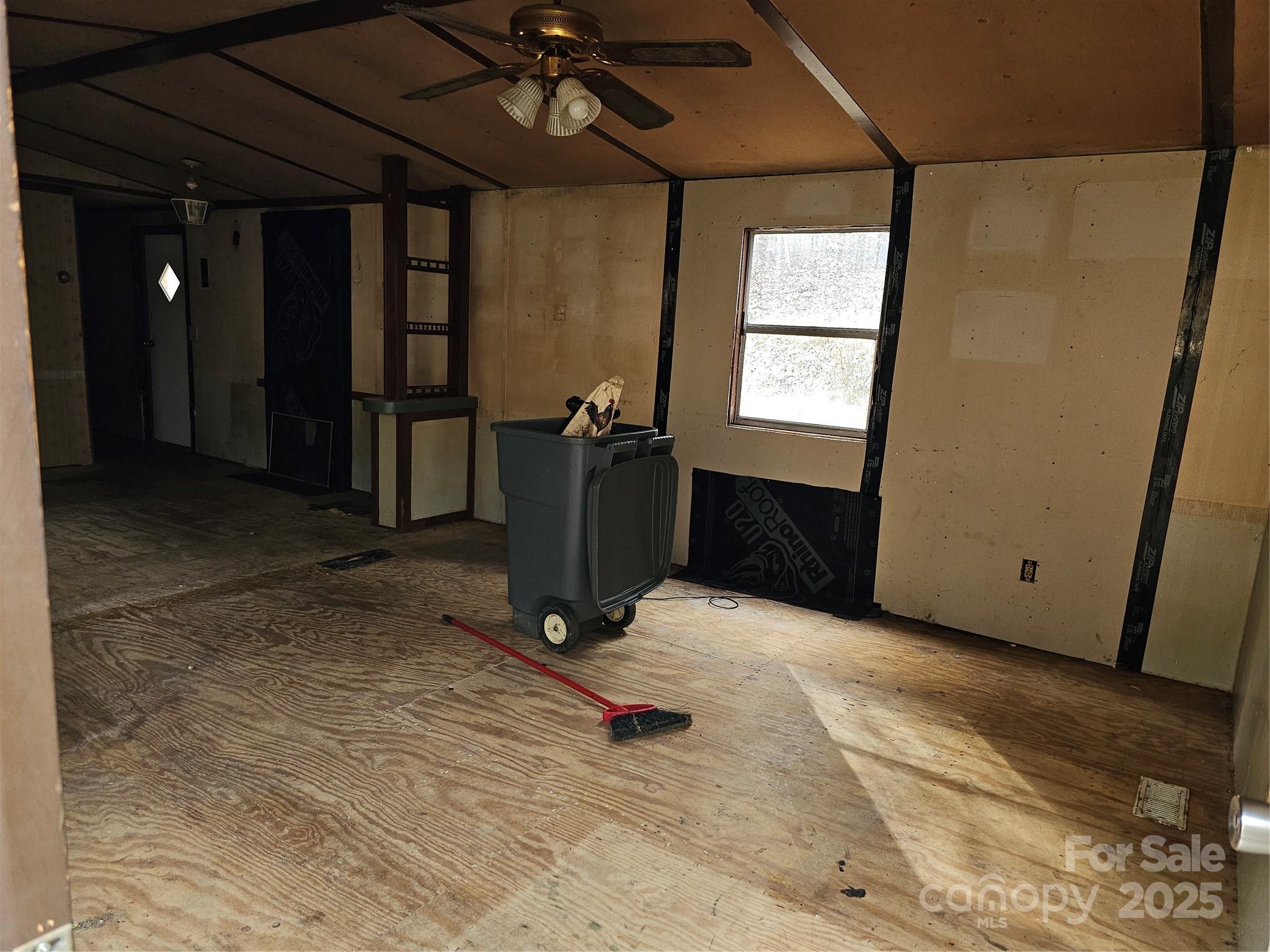1126 Rector Corner Road Marshall, NC 28753 - Photo 27 of 47 Gallery Image 27