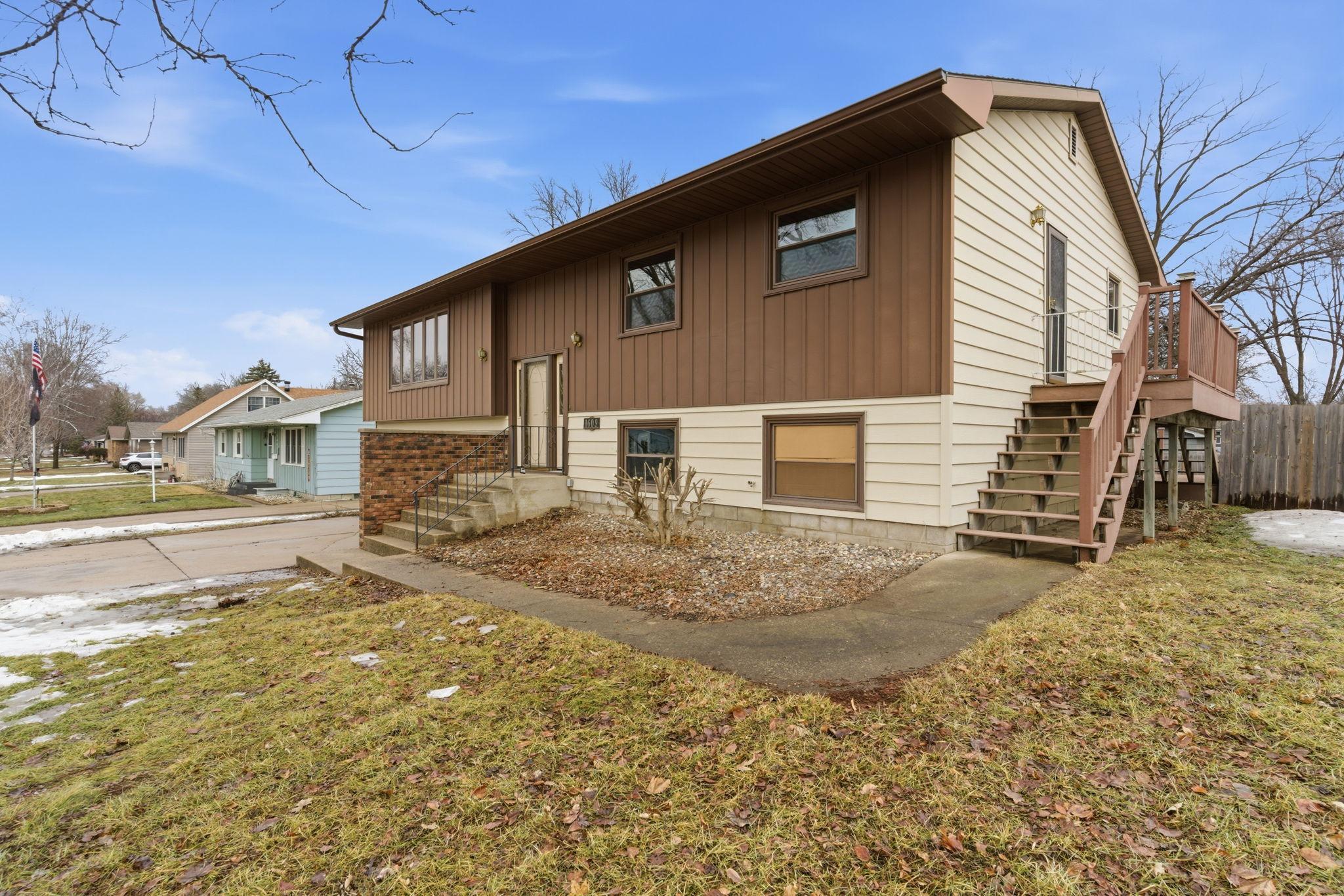 1609 7 1/2 Street Southwest Willmar, MN 56201 - Photo 6 of 35