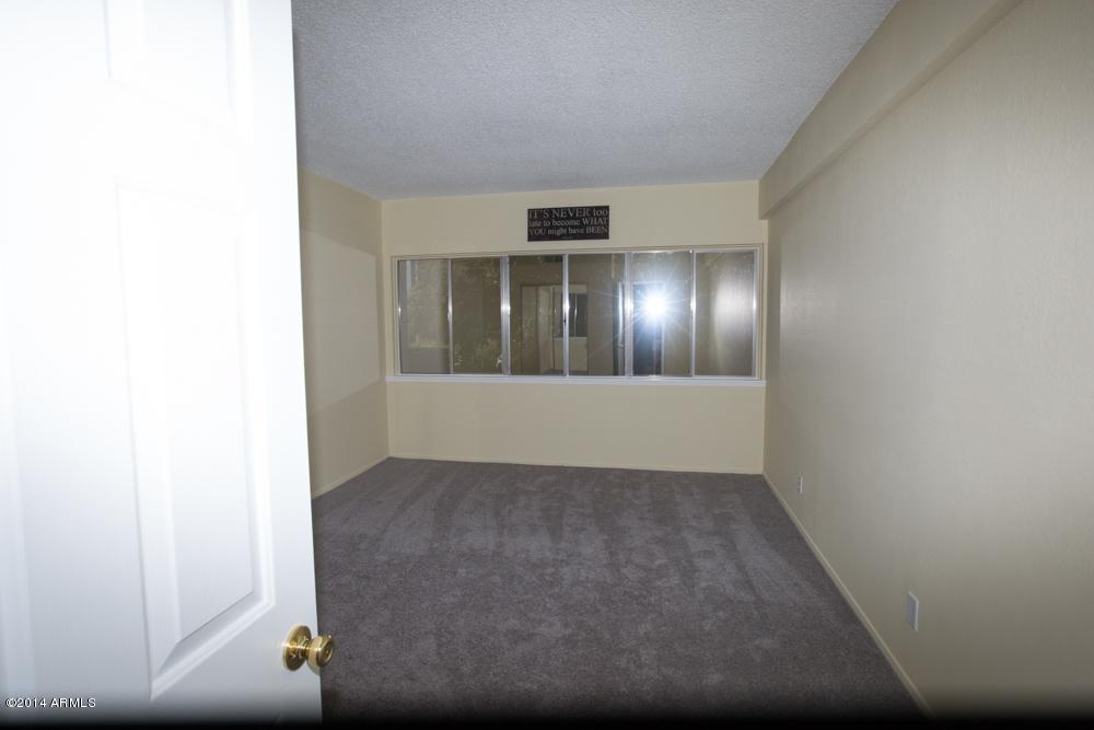 353 East Thomas Road, Unit 204 Phoenix, AZ 85012 - Photo 6 of 10 Bedroom