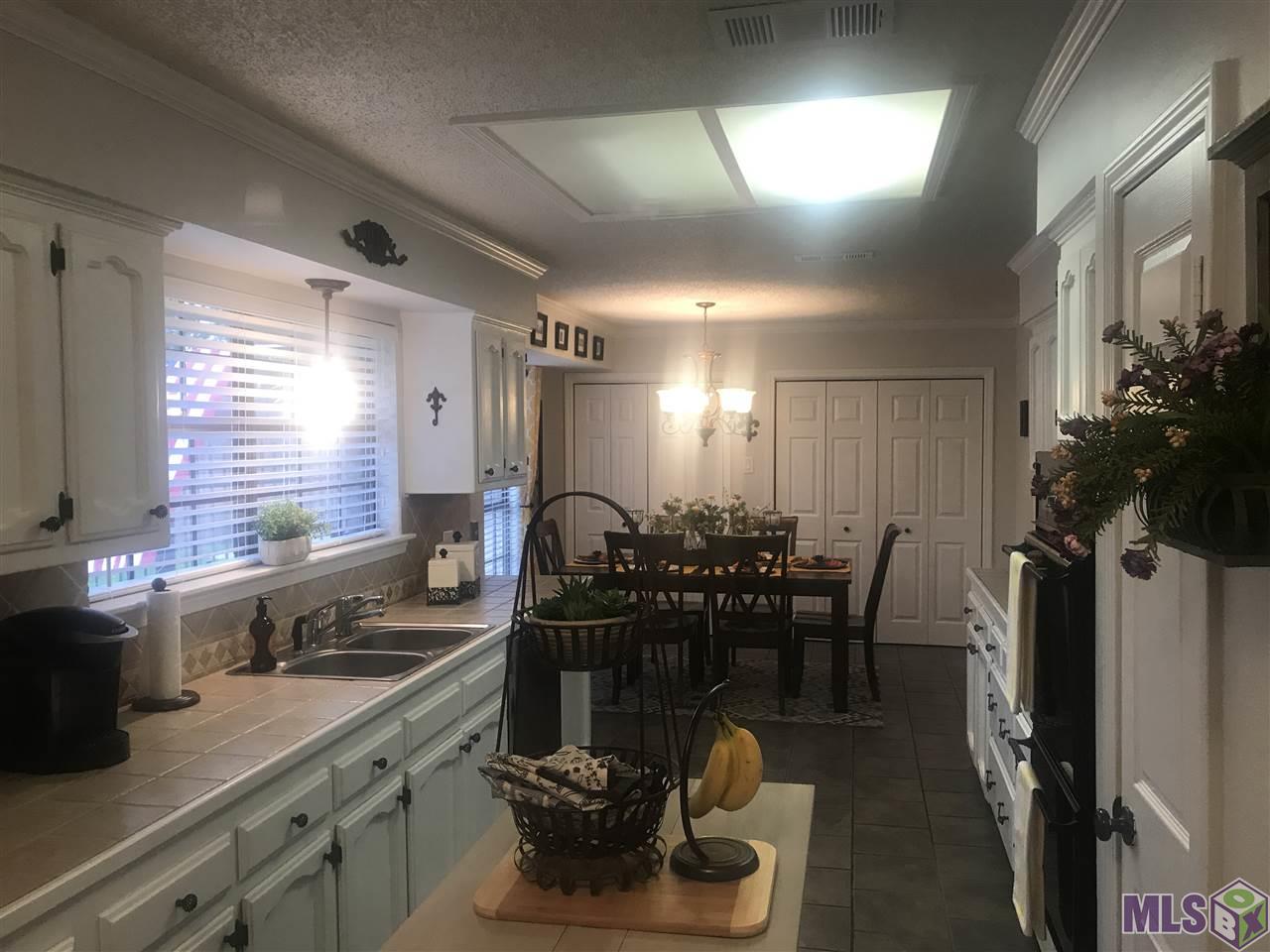 6037 Hickory Ridge Boulevard Baton Rouge, LA 70817 - Photo 2 of 11 Gallery Image 2