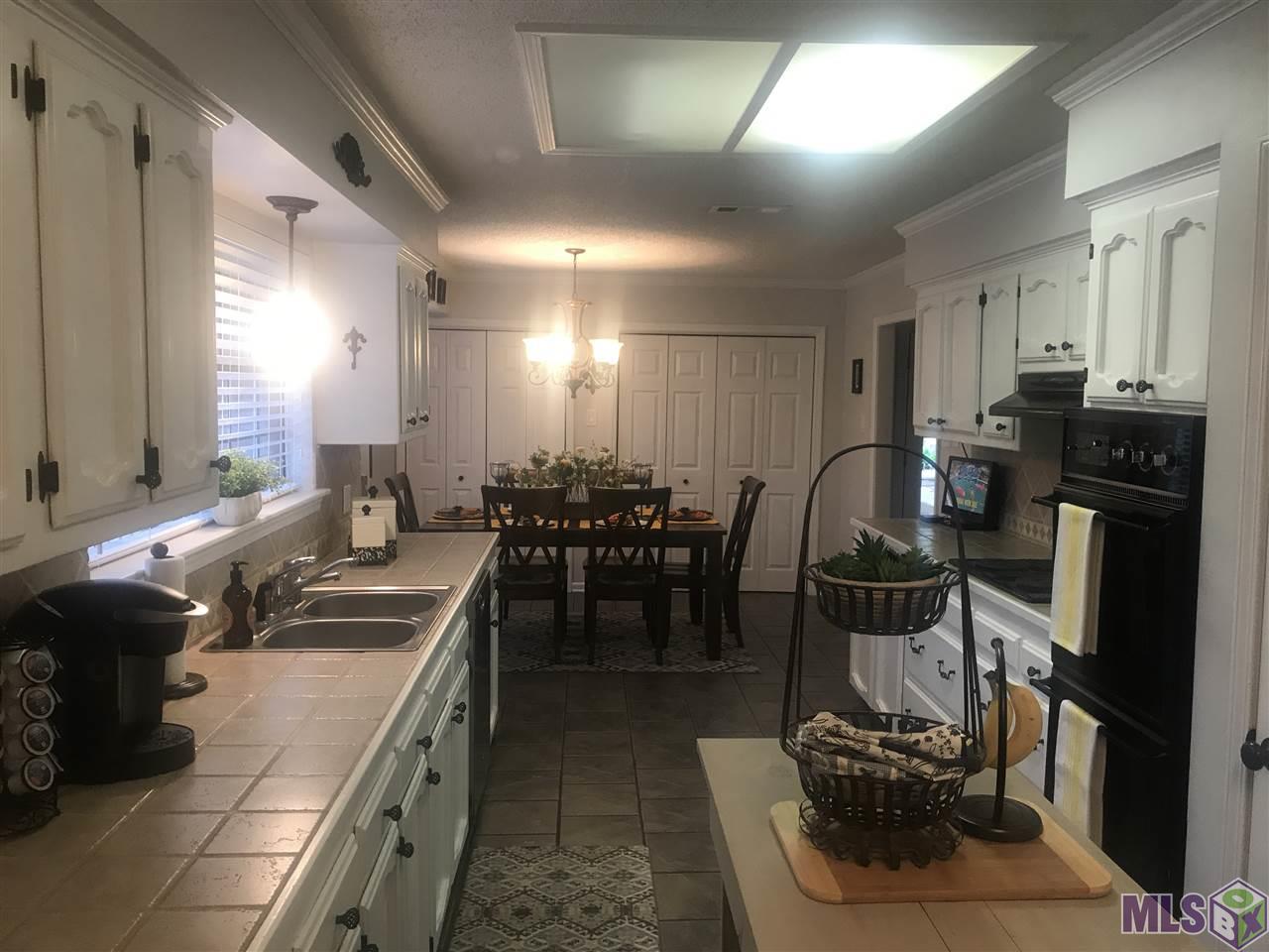 6037 Hickory Ridge Boulevard Baton Rouge, LA 70817 - Photo 3 of 11 Gallery Image 3