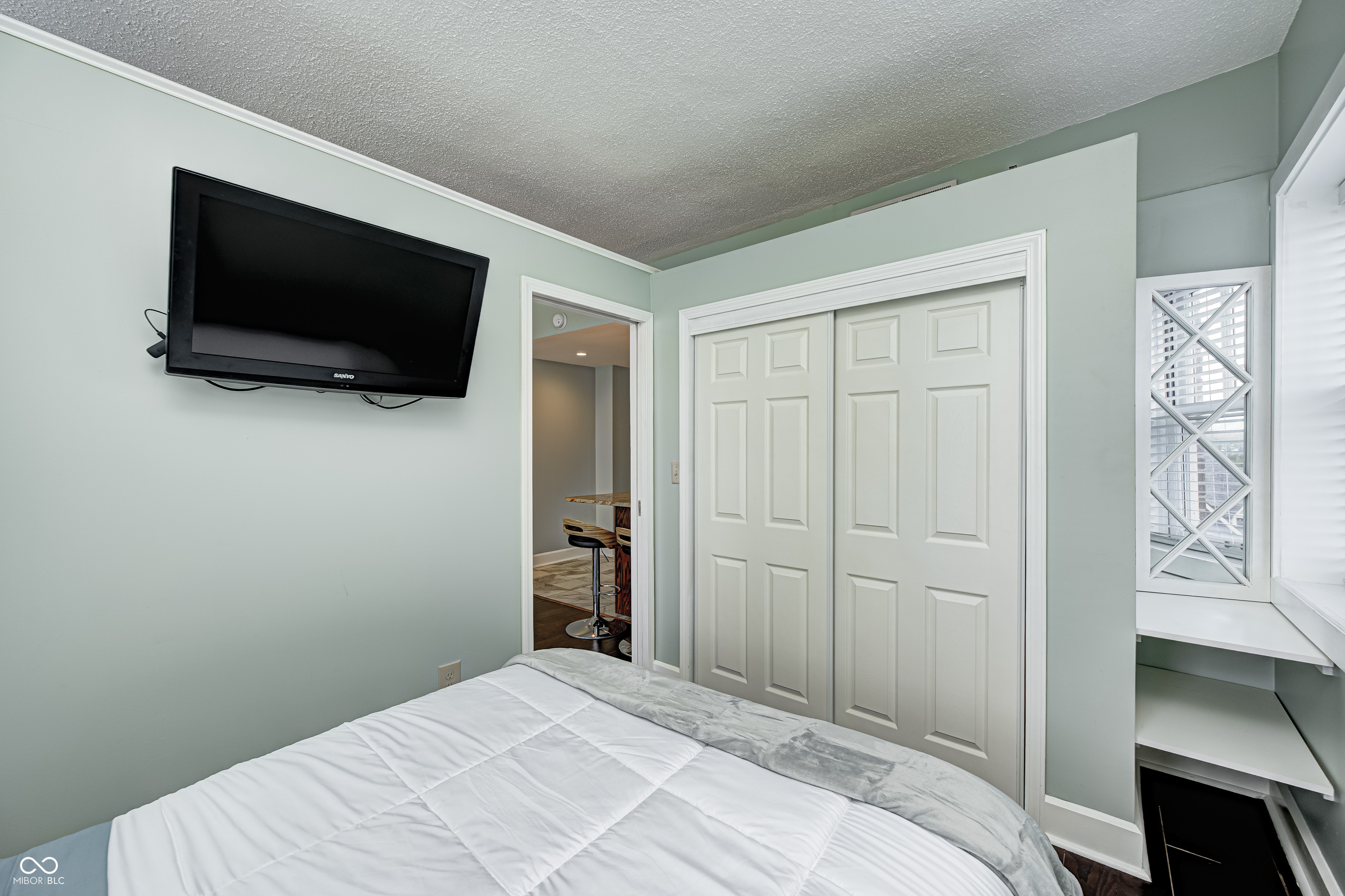 230 East 9th Street, Unit 401 Indianapolis, IN 46204 - Photo 14 of 20