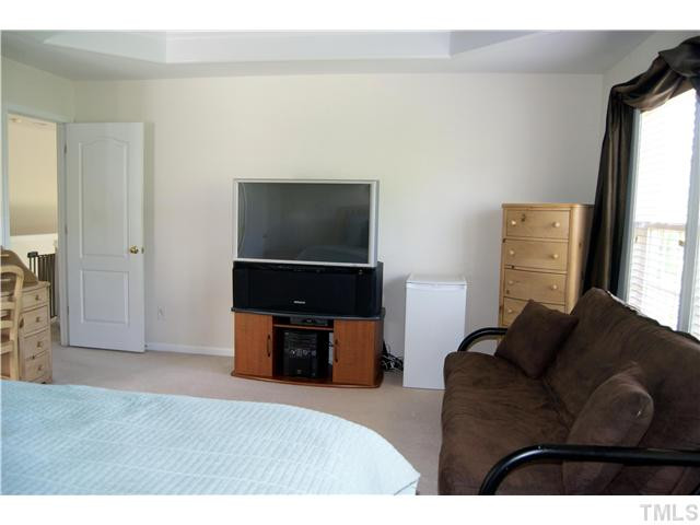7668 Silver View Lane Raleigh, NC 27613 - Photo 17 of 24 Master Bedroom