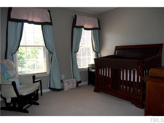 7668 Silver View Lane Raleigh, NC 27613 - Photo 20 of 24 Bedroom 3