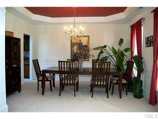 7668 Silver View Lane Raleigh, NC 27613 - Photo 4 of 24 Dining Room
